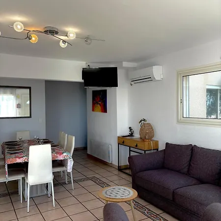 7 Personnes Face 7blion37 Apartment Le Barcarès